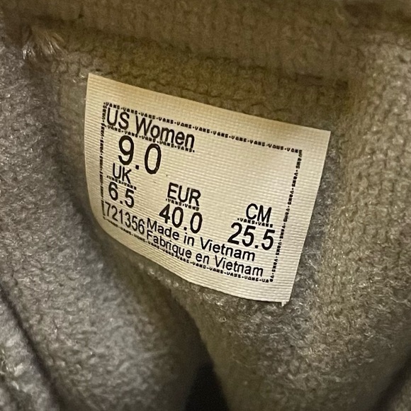 NWT Vans Filmore High-Top Sneaker - Women's Size 9 Gray/White - Picture 6 of 6